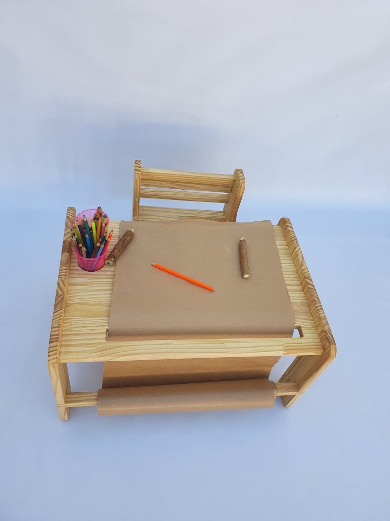 Mesa com Suporte Montessori - Imagem 2
