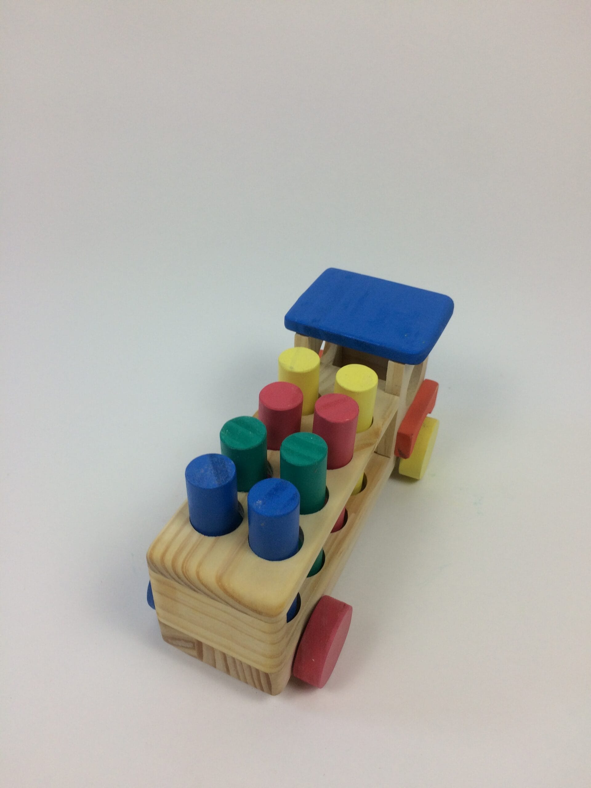 Caminhão com Pinos Coloridos - Imagem 4